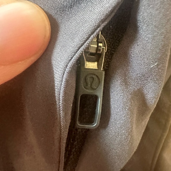 Lululemon Pace Breaker Shorts 9"-Size Small-Black - Picture 5 of 10